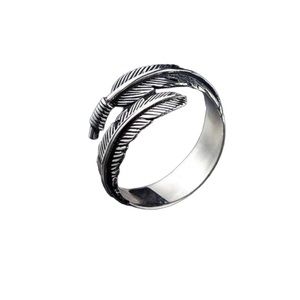 Silver Wrapped Leaf Design Ring